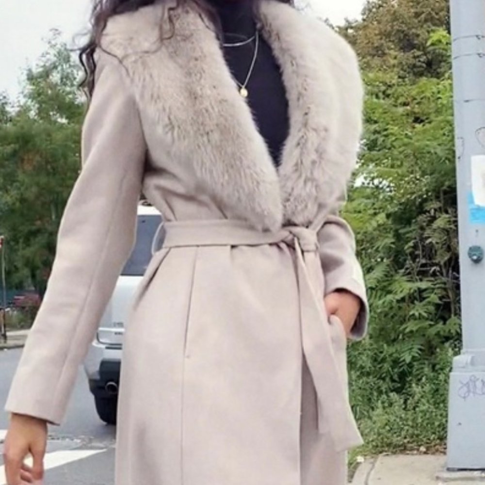 ISO Wilfred Waldorf Coat in Light Taupe